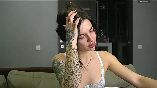 Alice melice online show from 02/16/25, 06:43