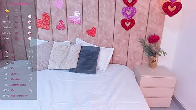 Katrina baurii online show from 02/18/25, 01:22