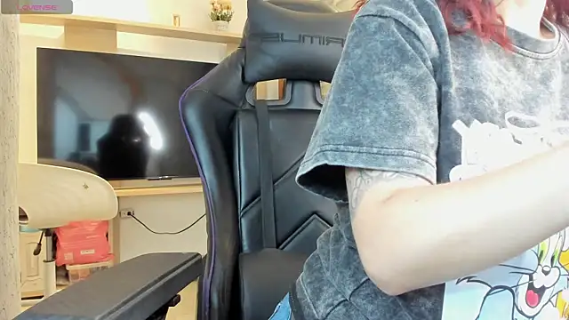 Melany Luv online show from 04/01/26, 09:12