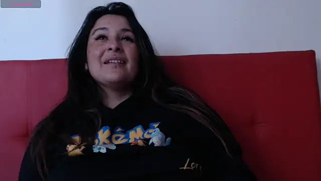 Snapshot of amydeepqueen chatting on 12/11/24, 02:54 amydeepqueen online show from 12/11/24, 02:54