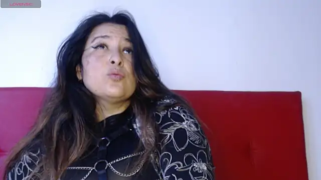 Snapshot of amydeepqueen chatting on 12/12/24, 11:40 amydeepqueen online show from 12/12/24, 11:40