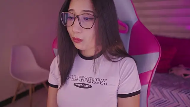 Sunny flower  online show from 01/07/26, 01:52