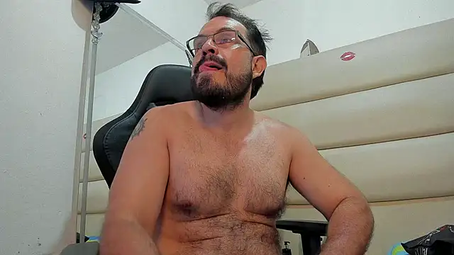 SbasTone Muscle online show from 11/13/25, 09:19