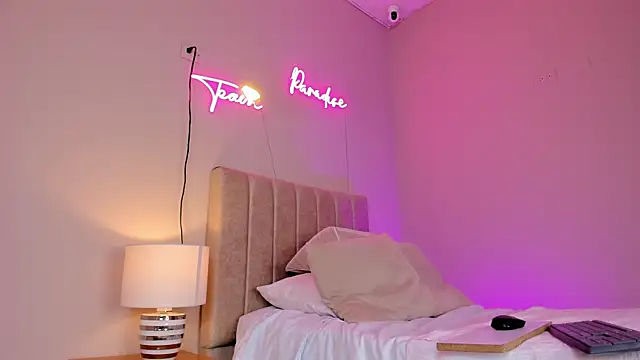  angela x online show from 01/29/25, 12:02