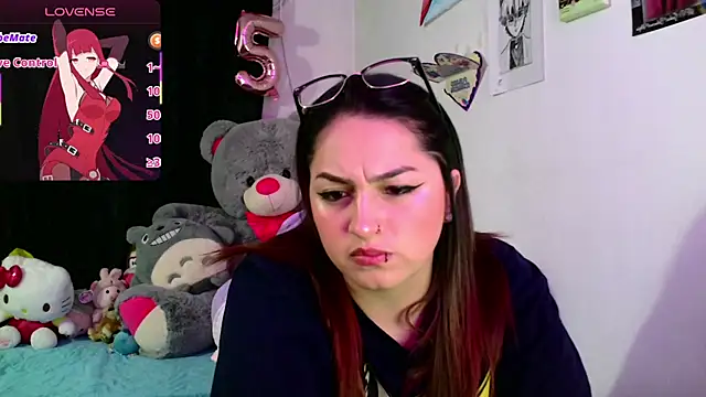 Snapshot of lucycherry__ chatting on 01/13/26, 07:57 lucycherry online show from 01/13/26, 07:57