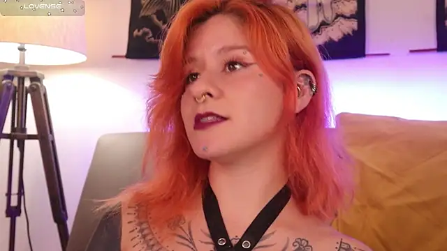 Snapshot of Daarlene chatting on 09/18/25, 09:28 Daarlene online show from 09/18/25, 09:28