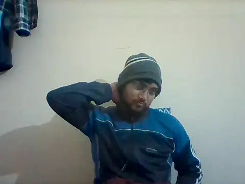 Snapshot of bigvorn6 chatting on 01/13/25, 04:51 bigvorn6 online show from 01/13/25, 04:51