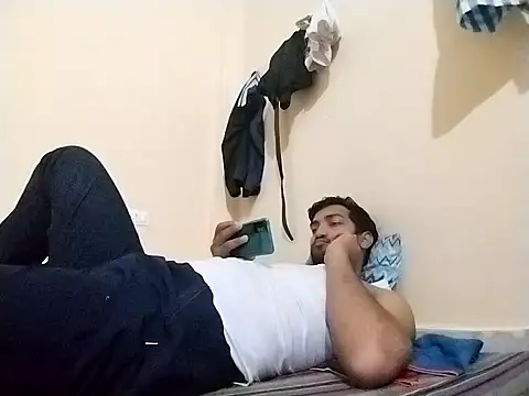 Snapshot of bigvorn6 chatting on 03/07/25, 02:45 bigvorn6 online show from 03/07/25, 02:45