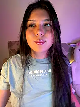 Snapshot of Maii_chan chatting on 10/22/25, 05:41 Maii chan online show from 10/22/25, 05:41