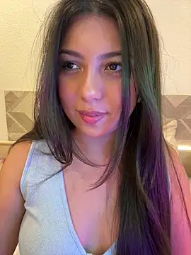 Snapshot of Maii_chan chatting on 10/27/25, 09:35 Maii chan online show from 10/27/25, 09:35