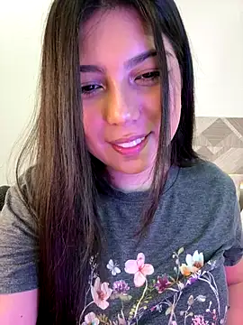 Snapshot of Maii_chan chatting on 11/15/25, 06:00 Maii chan online show from 11/15/25, 06:00