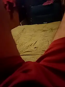 Snapshot of uruguayohet chatting on 11/12/25, 12:44 uruguayohet online show from 11/12/25, 12:44