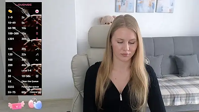 Snapshot of IsabelAllen chatting on 03/04/26, 10:10 IsabelAllen online show from 03/04/26, 10:10