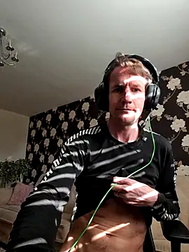 outdoorfun22 online show from 03/17/26, 02:20