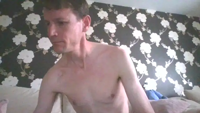 outdoorfun22 online show from 04/15/26, 07:48