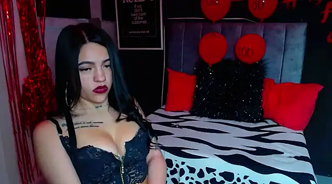 Violettasquirt online show from 03/06/25, 06:26