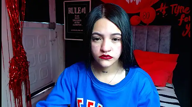 Violettasquirt online show from 03/10/25, 03:09