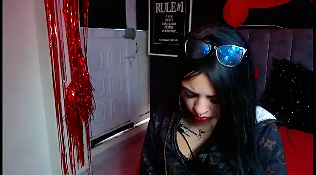 Violettasquirt online show from 03/20/25, 03:14