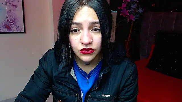 Violettasquirt online show from 11/10/25, 01:21