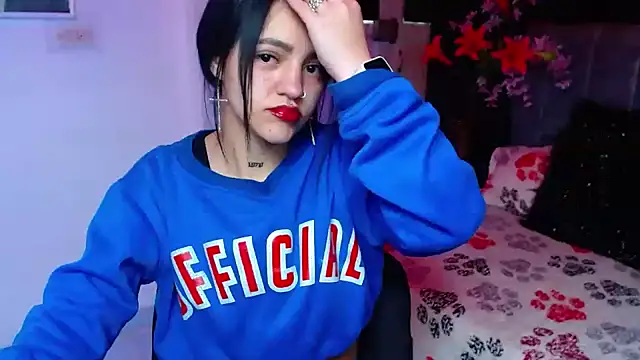 Violettasquirt online show from 12/19/25, 02:46