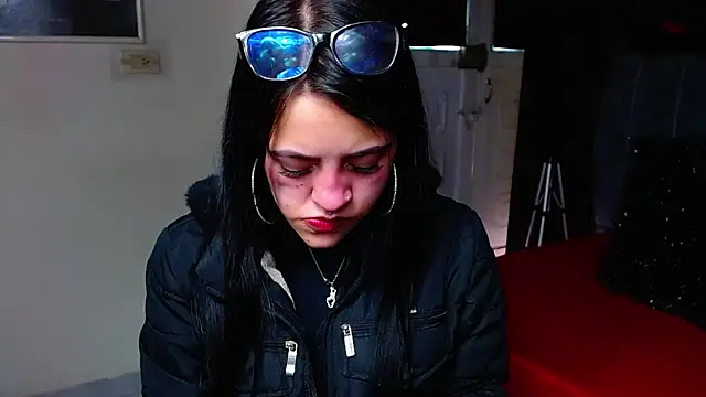 Violettasquirt online show from 02/05/26, 01:27