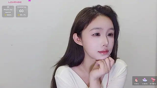 Hazel-11 online show from 12/08/24, 01:14