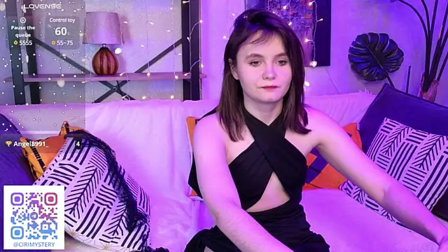 CiriRianonn online show from 02/02/25, 08:24