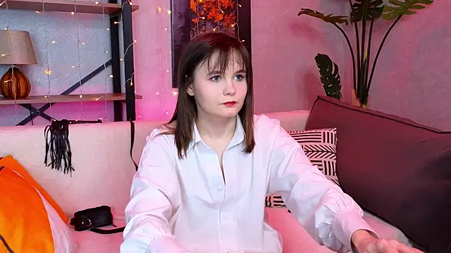 CiriRianonn online show from 02/22/25, 04:18