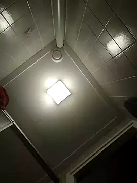 Linda 999 online show from 12/23/25, 03:26