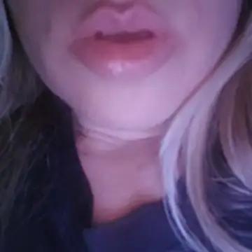 Snapshot of Linda_999 chatting on 07/26/26, 07:43 Linda 999 online show from 07/26/26, 07:43