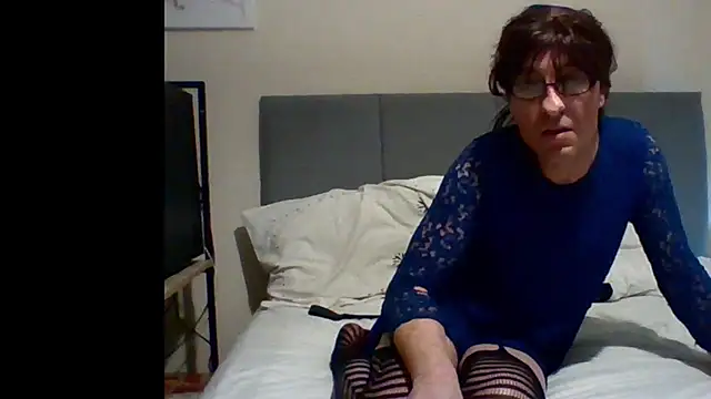 lolaisagoodtime online show from 01/04/25, 01:42