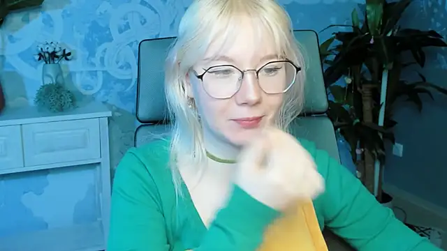 NancyMartinez online show from 01/17/25, 05:11