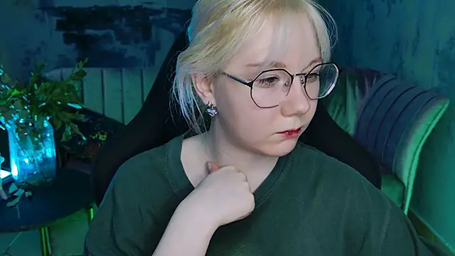 NancyMartinez online show from 02/08/25, 08:09