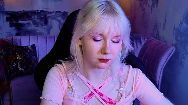 NancyMartinez online show from 02/13/25, 07:21