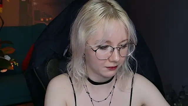 NancyMartinez online show from 02/21/25, 11:22