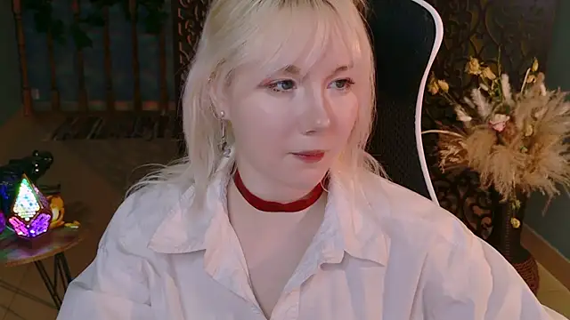 NancyMartinez online show from 03/04/25, 08:13