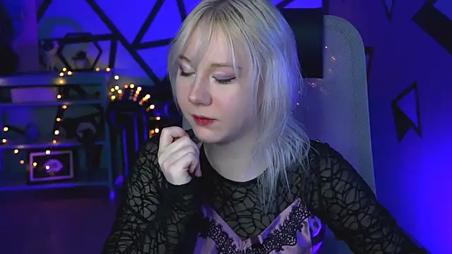 NancyMartinez online show from 03/05/25, 05:18