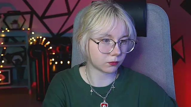 NancyMartinez online show from 03/06/25, 05:14