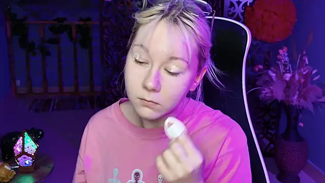 NancyMartinez online show from 03/20/25, 05:13