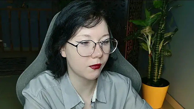 NancyMartinez online show from 11/05/25, 09:09