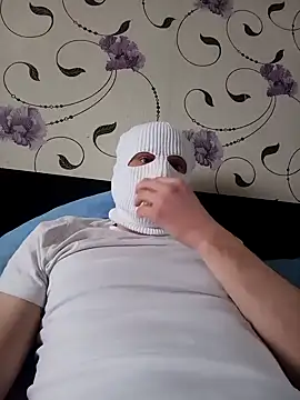 Snapshot of red_red00 chatting on 02/11/25, 12:16 red red00 online show from 02/11/25, 12:16