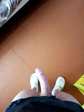 Snapshot of red_red00 chatting on 03/07/25, 10:13 red red00 online show from 03/07/25, 10:13