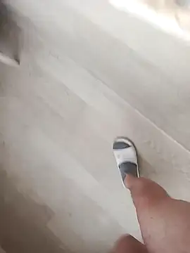 Snapshot of red_red00 chatting on 03/13/25, 02:12 red red00 online show from 03/13/25, 02:12