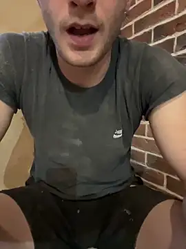 Snapshot of red_red00 chatting on 11/03/25, 01:34 red red00 online show from 11/03/25, 01:34