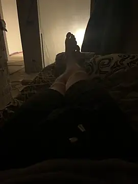 red red00 online show from 11/14/25, 03:55