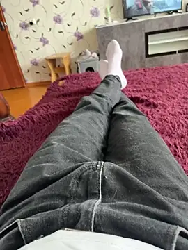 red red00 online show from 02/24/26, 09:40