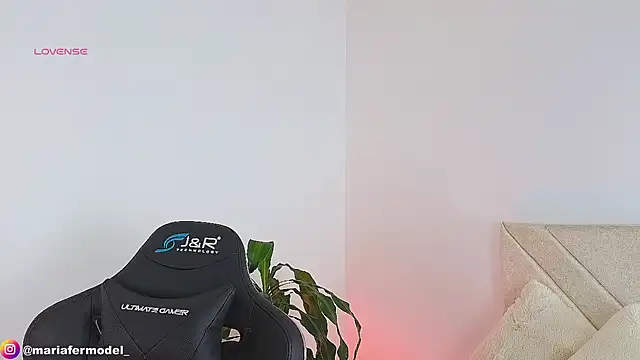 Mariafer05 online show from 01/01/25, 01:05