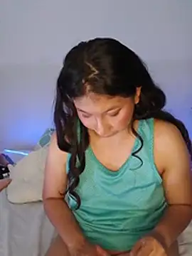 zoewilliams2 online show from 03/21/26, 08:19