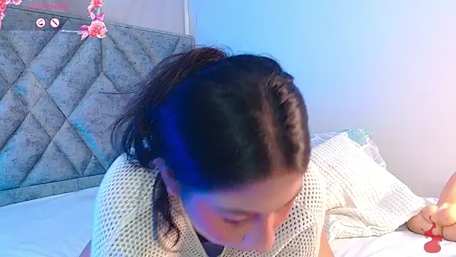 zoewilliams2 online show from 03/23/26, 03:54