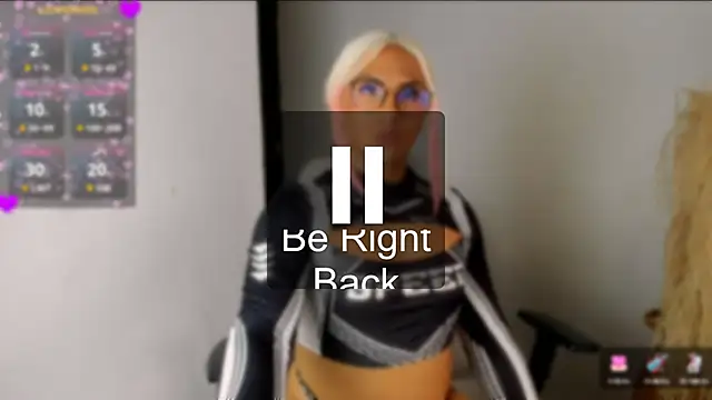 Snapshot of -Sofii_ chatting on 02/18/25, 10:36 -Sofii online show from 02/18/25, 10:36